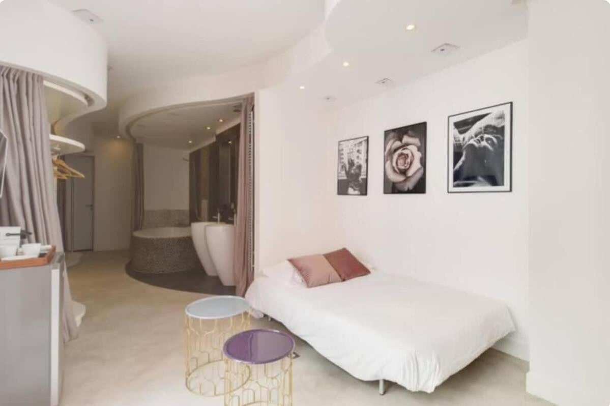 Magnifique Appartement Parisien - Marais Exterior photo